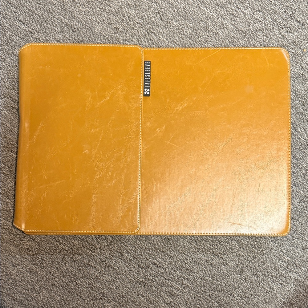SafeSleeve EMF Protection Anti Radiation 15-16" Laptop Case